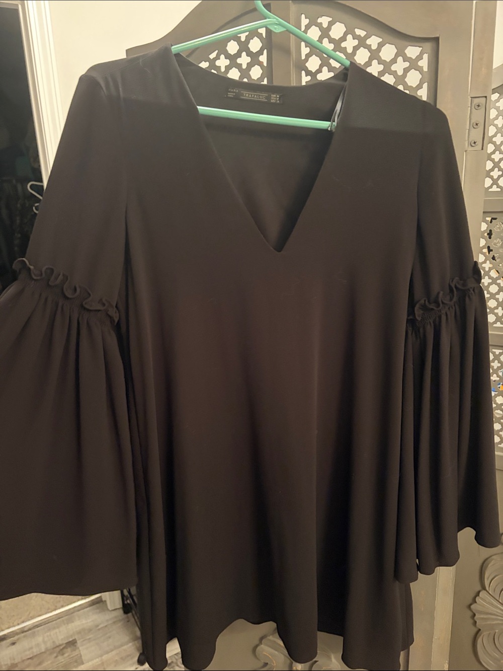 Zara Flowy Black V-Neck Bell Sleeve mini dress or tunic Top